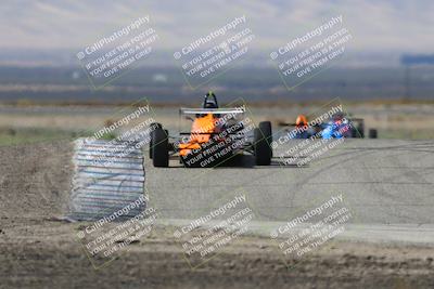 media/Oct-26-2025-CalClub SCCA (Sun) [[8ce1e69566]]/Group 3/Grapevine/